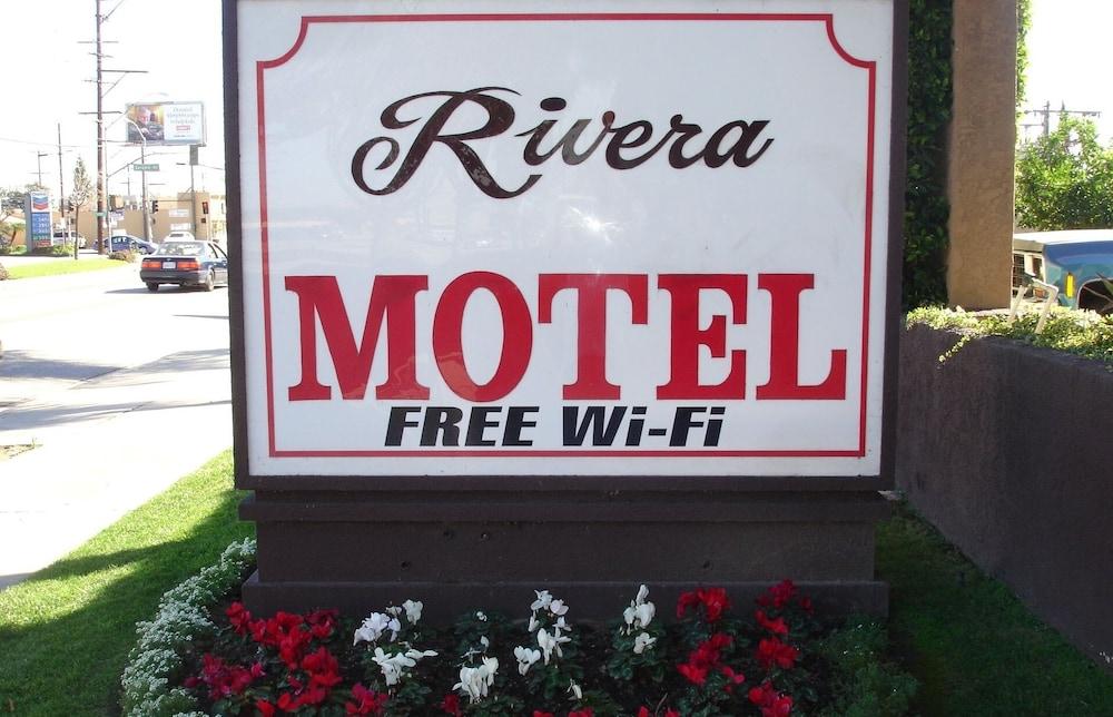 Rivera Inn & Suites Motel Pico Rivera Exterior photo