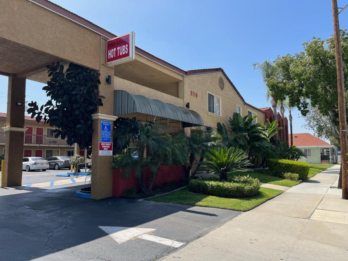 Rivera Inn & Suites Motel Pico Rivera Exterior photo